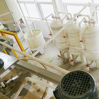 Oppervlakte van de raffinaderij voor edelmetaalverwerking Zilverstrijken en tinelectrolyseapparatuur