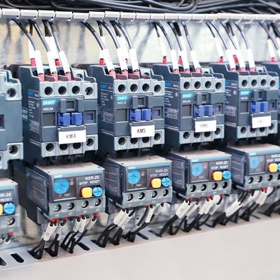 Recyclingmachine voor afval van aluminium en kunststof met PLC-besturing en hoge capaciteit