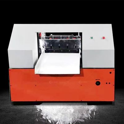 600 mm snijbreedte hogesnelheidsvezelsnijmachine voor het recyclen van koolstofvezels