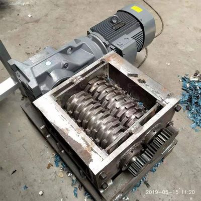 2300 kg Gewicht KG 3300 Mini aluminium folie shredder voor klein schroot karton CE goedgekeurd
